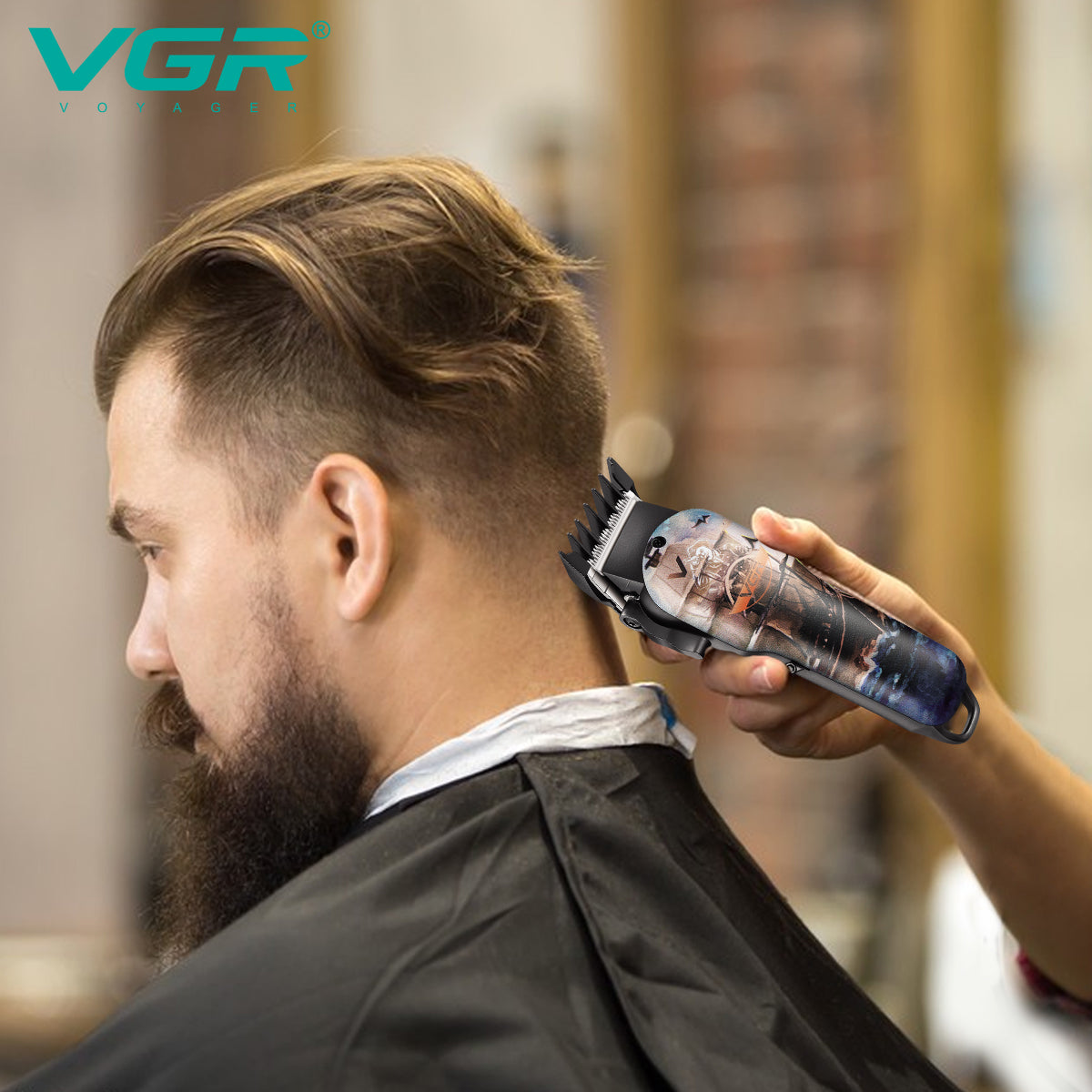 VGR V-690 Hair Clipper For Men, Stainless Steel Blade, 150 Min Runtime, 1400mAh, Brown